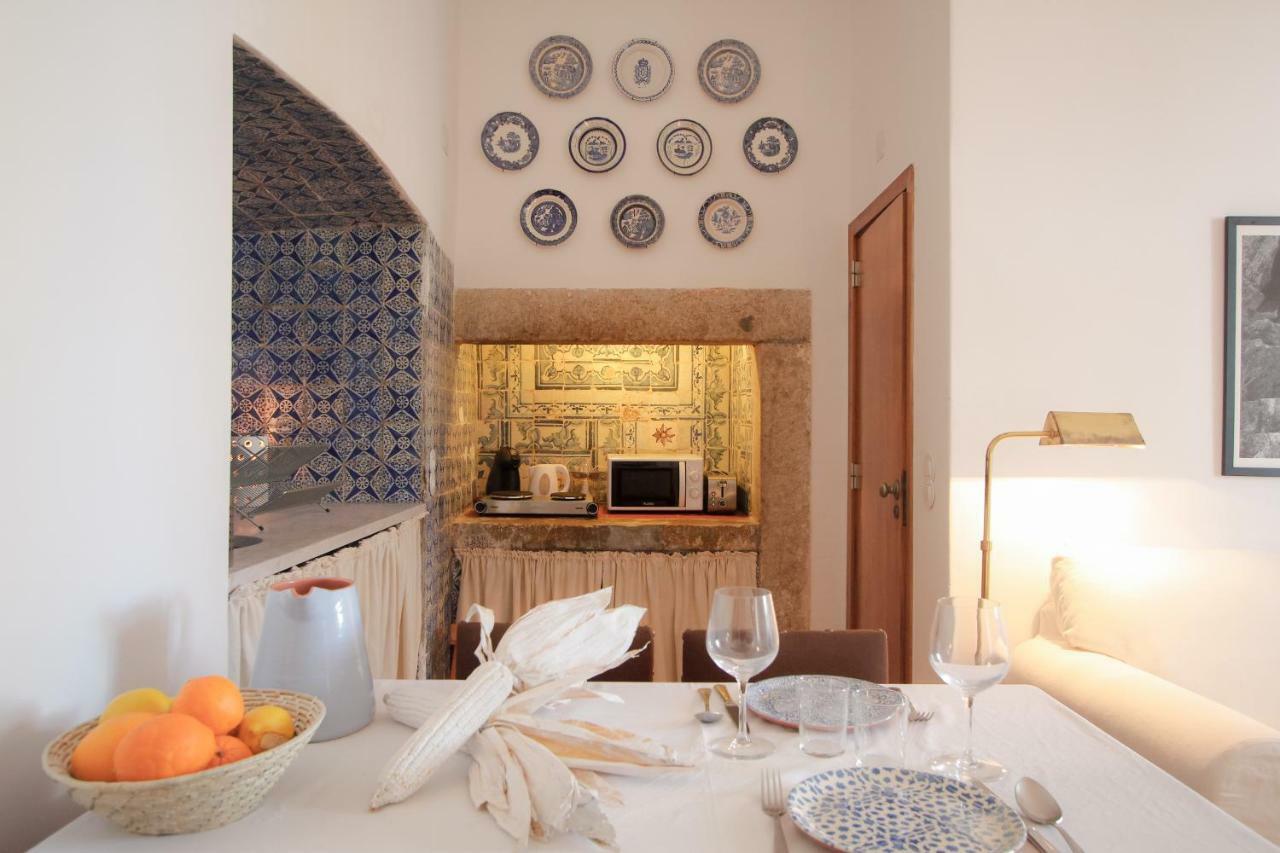 Traditional In Alfama * Lissabon